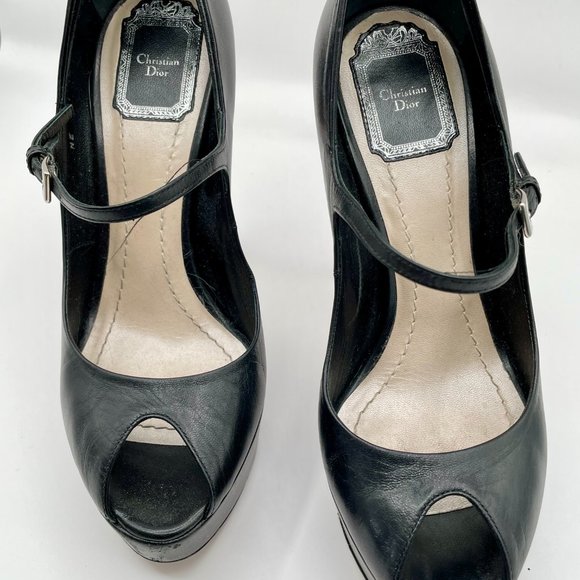 Christian Dior classic black pumps - Picture 1 of 10